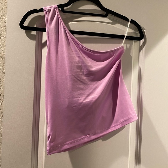 Amazon Crop Top - Picture 3 of 4